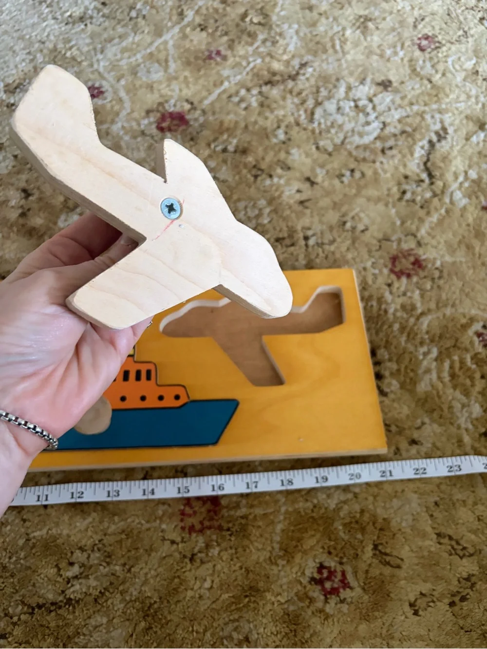 Doron Laveled Ltd. Made in Isreal 1992  missing one piece montessori transportat